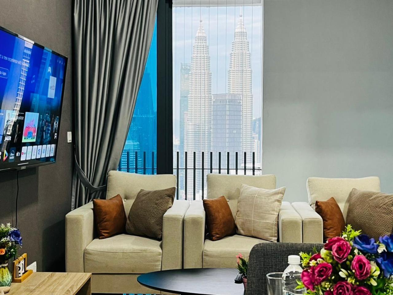 Apartamento The Luxe Colony Klcc By Sky Pool Kuala Lumpur Exterior foto