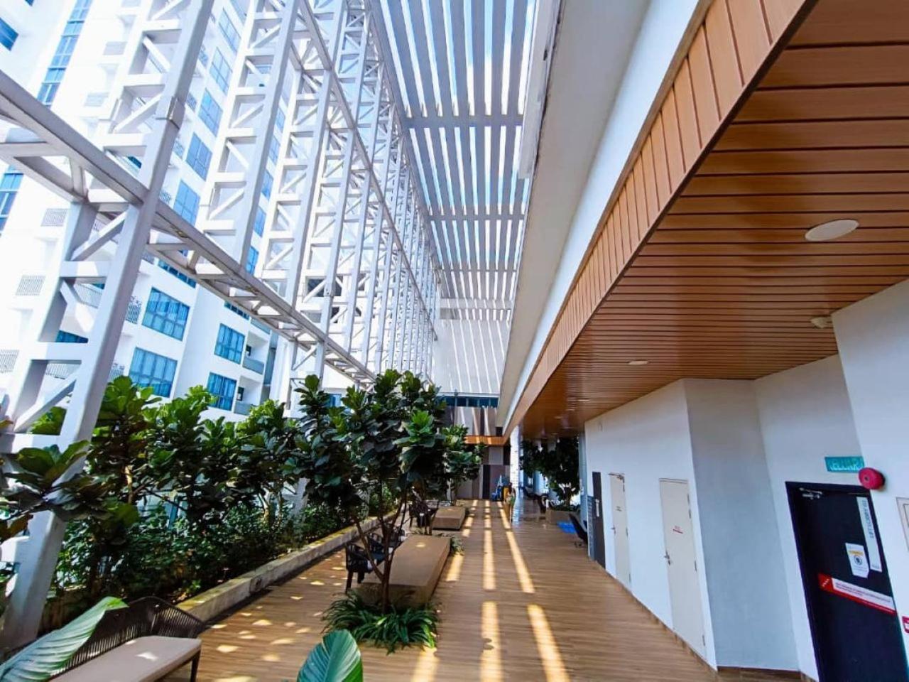 Apartamento The Luxe Colony Klcc By Sky Pool Kuala Lumpur Exterior foto